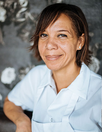 <div style="font-size:0.75em;color:#9c9837">Featured Chef</div>Chef Nina Compton